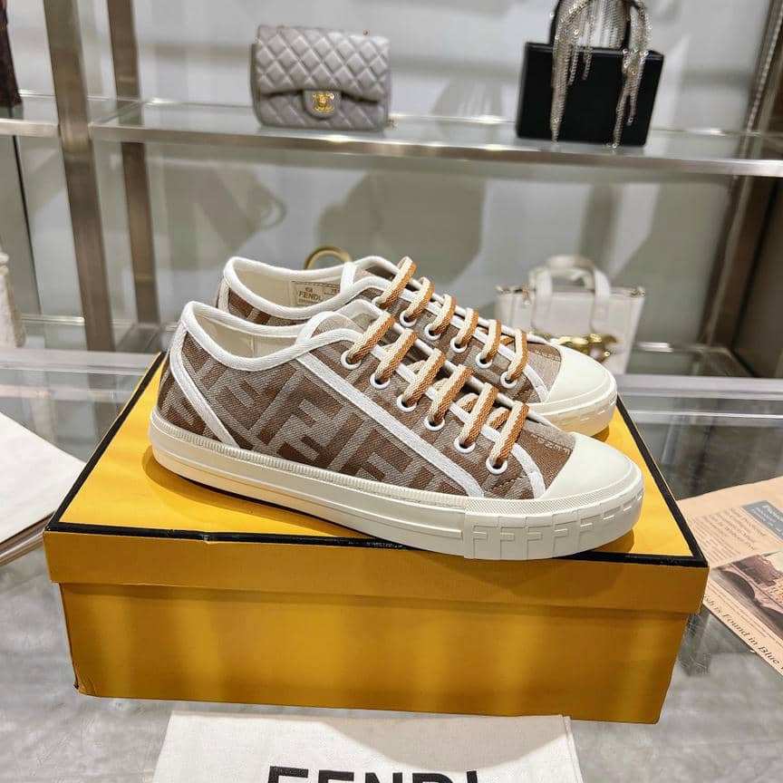 Fendi Sneaker-35
